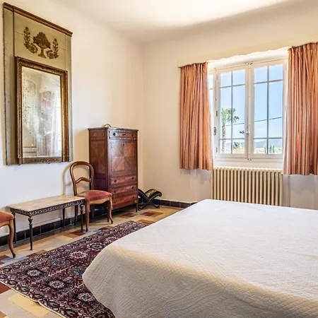 La Pergola Villa *